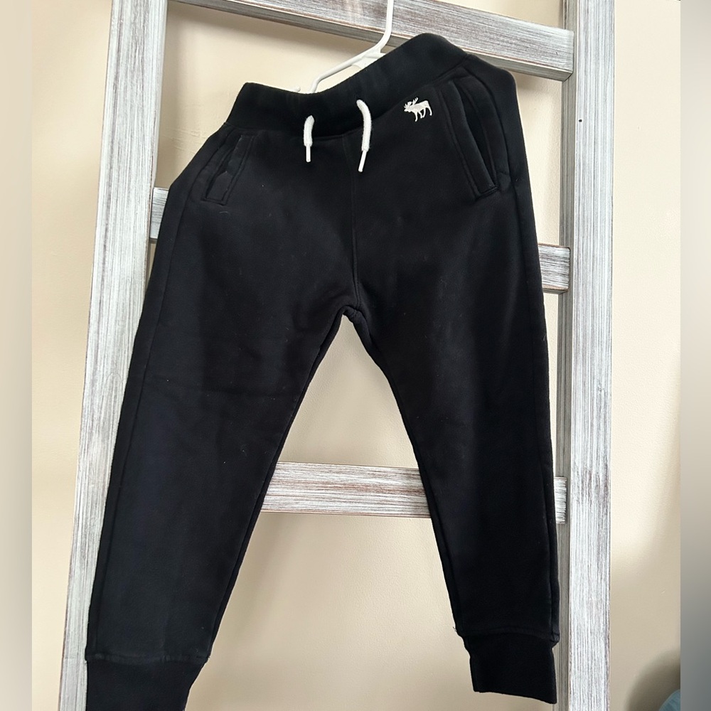 Abercrombie kids sweatpants size 5/6